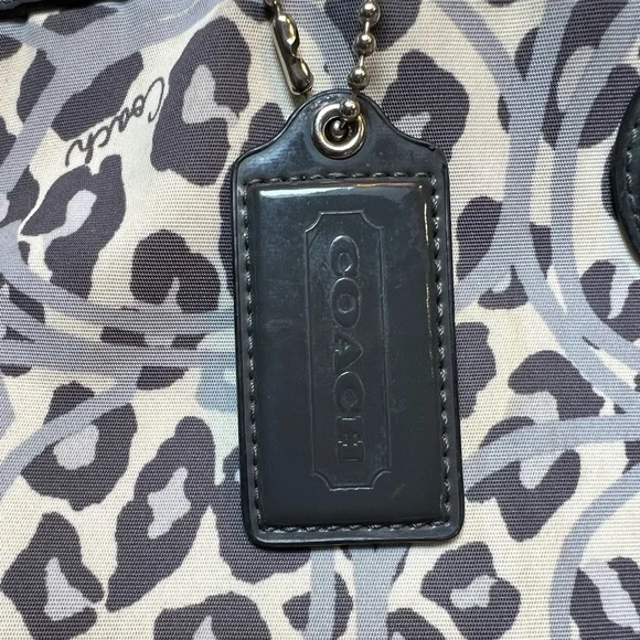 Coach Animal Print Tote - Cream & Gray - Picture 5 of 16